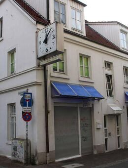 Wohn-/Geschäftshaus in der Fußgängerzone in der Altstadt von Recklinghausen. - Recklinghausen