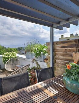 Lichtdurchflutete 4,5-Zimmer-Maisonette mit Aufzug und sonniger Dachterrasse - Leinfelden-Echterdingen