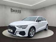 Audi A3, Sportback 45 TFSIe S line, Jahr 2022 - Marburg