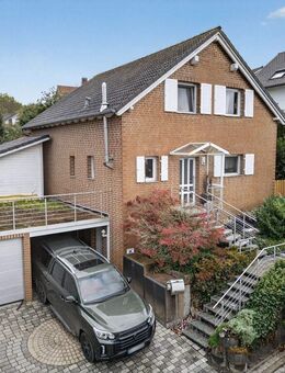 Charmantes Einfamilienhaus mit Doppelgarage in ruhiger Lage - Mönsheim