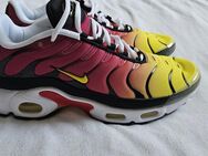 Nike Air Max Plus Gelb/Rosa (TN Haifischnikez) - Größe 43 - Verden (Aller)