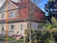 Renovierungsbedürftige Doppelhaushälfte in innenstadtnaher Lage von Kamp-Lintfort! - Kamp-Lintfort