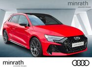 Audi RS3, 2.5 Sportback quattro, Jahr 2024 - Moers