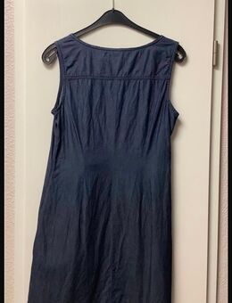 Kleid dunkelblau knielang 38 - München