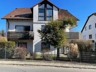 Schöne Zwei-Zimmer Erdgeschosswohnung mit Terrasse in TOP-Lage von Hersbruck - Hersbruck