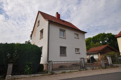 Freistehendes Einfamilienhaus !