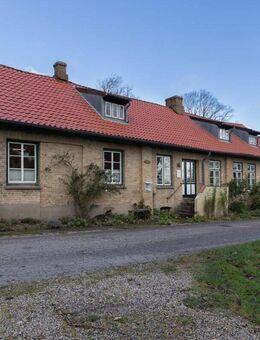 Charme und Charakter - stilvolle Maisonette auf herrschaftlichem Gutshof - Stoltebüll