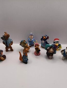 10 Stück Ü-Eier Figuren verschiedene Serien als Set zusammen - Essen