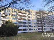 Provisions- und bezugsfrei: 2,5 Zi.-Wohnung mit Balkon und Fahrstuhl in Reinickendorf - Berlin
