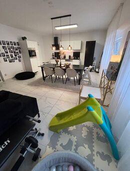 Friedrichsthal * top sanierte 2,5 ZKB * ca. 80 qm Wfl. * Balkon - Friedrichsthal (Saarland)