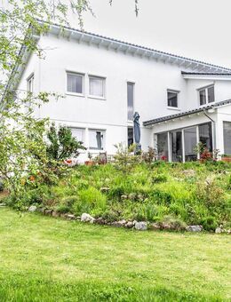 Hünstetten-Kesselbach: Modernes, großzügiges Einfamilienhaus mit Energieeffizienz A! - Hünstetten