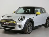 MINI Cooper S, E 3T Trim L H&K, Jahr 2020 - Paderborn