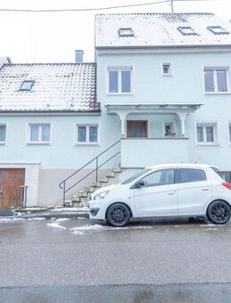 Wohlfühlen für Groß & Klein - Maisonettewohnung mit Garten und gemütlicher Sauna - Korntal-Münchingen