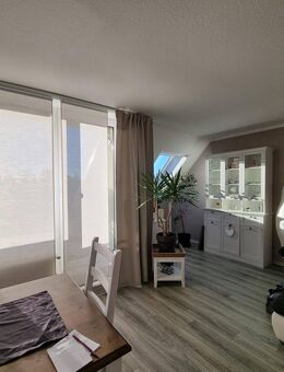 Eigentumswohnung im Dachgeschoss mit Spitzboden, 2 große Zimmer, Stellplatz, im Wohnpark 15374 Müncheberg, Am Diebsgraben - Müncheberg