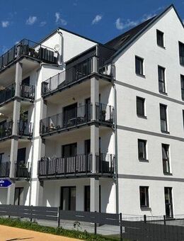 Moderne 3-Raum Wohnung mit Balkon und Fahrstuhl in der Hafenstraße -313- - Güstrow