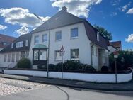 Charmante Villa mit Einliegerwohnung und Gewerbeeinheit in beliebter Wohnlage von Helmstedt - Helmstedt