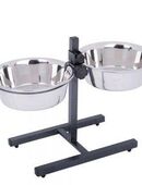 Hundebar inklusive 2 Edelstahlnäpfe Gr. M in 46049