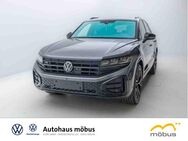 VW Touareg, 3.0 l R-Line V6 TDI (Tiptro nic), Jahr 2022 - Berlin