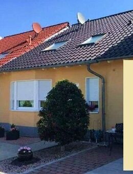 Doppelhaushälfte/ArtMaisonette, groß. Wohnzimmer, 3 Schlafzimmer, gr. Wohnküche, W-D-Bad, Terrasse/Garten/Carport, 120 qm Wohnfl., in Wesseling-Urfeld - Wesseling