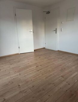 WUNDERSCHÖN RENOVIERTE 1-ZIMMER-WOHNUNG IN NÜRNBERG - KATZWANG, WLAN INKLUSIVE! - Nürnberg
