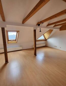 Kleine Wohnung in der Altstadt von Annaberg-Buchholz mit tollem Ausblick! - Annaberg-Buchholz
