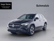 Mercedes GLA 200, PROGRESSIVE NIGHT, Jahr 2023 - Emmendingen