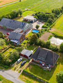 Idyllisches Hofensemble 3 Ferienwohnungen, Nebengebäude und traumhafter Garten in Föhrer Marsch - Midlum (Schleswig-Holstein)