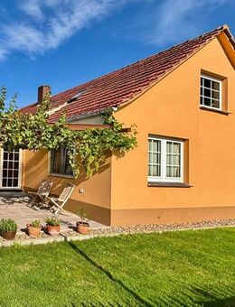 Wohnen mit Charakter - Energetisch saniertes Fehnhaus in Ostrhauderfehn - Ostrhauderfehn