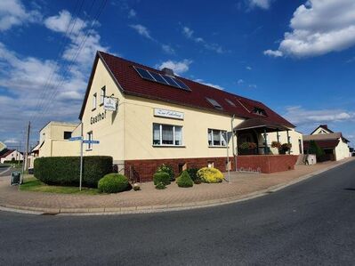 Attraktive Gaststätte und Pension in Labrun - hier können Sie sich verwirklichen!