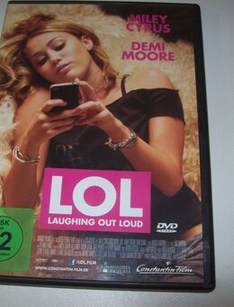 Miley Cyrus - LOL Laughing out loud - Erwitte