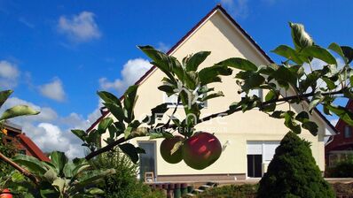 ***Mehrfamilienhaus mit großem Garten in bester Lage - voll vermietet***