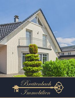 Achim - Uphusen . Modernes Einfamilienhaus mit Wintergarten & großem Garten - Achim