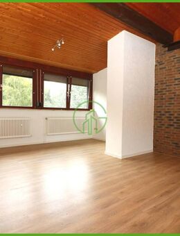 # ESCHWEILER-OST # Wohnoase im Dachgeschoss. Bezugsfertige 4-Zimmer-Wohnung mit 100 m² und Garage. - Eschweiler