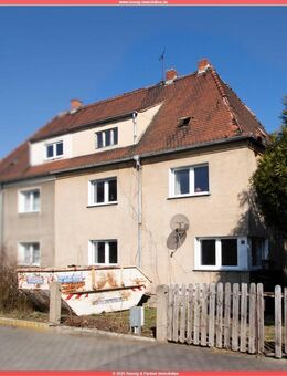 Sanierungsbedürftige Doppelhaushälfte in Coswig-Neusörnewitz - großes Grundstück, ruhige Wohngegend! - Coswig
