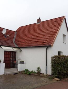 Bad Bramstedt Haushälfte 4 Zi. EBK Vollbad mit Dusche 100 qm, Terrasse mit Garten - Bad Bramstedt