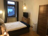 Gemütliches Zimmer in einem Co-Living-Apartment in einem beliebten Stadtteil von Frankfurt - Frankfurt (Main)