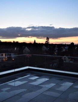 Hell-Offen-Luftig- Maisonette mit großer Sonnenterrasse - Frankfurt (Main)