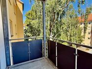 Schöne 2-Zi.-Whg. mit Balkon und EBK in bester Lage von Nürnberg Süd - Energieeffizienzklasse B - Nürnberg
