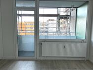 Frisch sanierte 2 Zimmer Wohnung mit Balkon - Dortmund