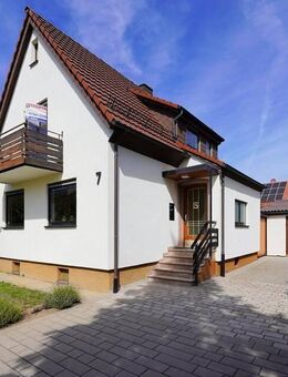 Charmantes Einfamilienhaus mit Anbau, großer Werkstattgarage und vielem mehr! - Bad Rappenau