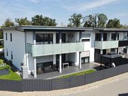 Neubauniveau! Moderne 4-Zimmer OG-Wohnung mit großem Südbalkon u. Hobbyraum - Burgkirchen (Alz)