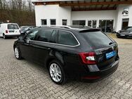 Skoda Octavia Style Combi 1.5 CNG G-TEC LED ACC AHK KESSY Kamera - Weinheim