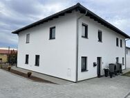 Neubau Reihenhaus, nur noch 1 Haushäfte verfügbar ! - 146qm Wfl. - Hochwertige Ausstattung - Iggensbach