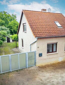 Ein Zuhause mit Möglichkeiten: Großes Grundstück für Ihre Ideen! - Möser