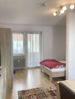 - Geräumiges Apartment mit Balkon in unmittelbarer CAMPUS-Nähe - - Straubing