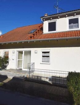Schöne 3-Zi.-Whg. inmitten der Natur und absolut ruhig gelegen mit großem Balkon. - Hohenfels (Baden-Württemberg)