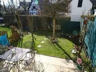 Exclusive, gepflegte 3 Zimmer Maisonettewohnung mit EBK, persönlichem Garten und Stellplatz mit E- Anschluß in Schlebusch - Leverkusen