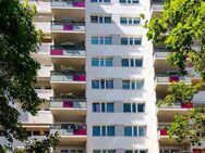 Tolle Aussicht! 3 Zimmer mit Balkon und Wannenbad! - Dresden