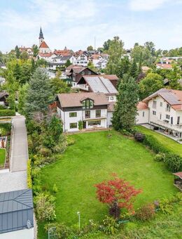 Wohnglück pur - Idyllische Wohnoase mit traumhaftem Weitblick - Berg (Regierungsbezirk Oberbayern)