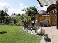 Zweifamilienhaus in 53721 Siegburg, Hüttenweg Ohne Provi - Top Möglichkeit! - Siegburg